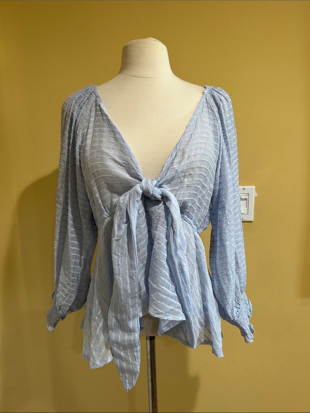 New Flawless Light Blue Tie-Front Long Sleeve Women's Top